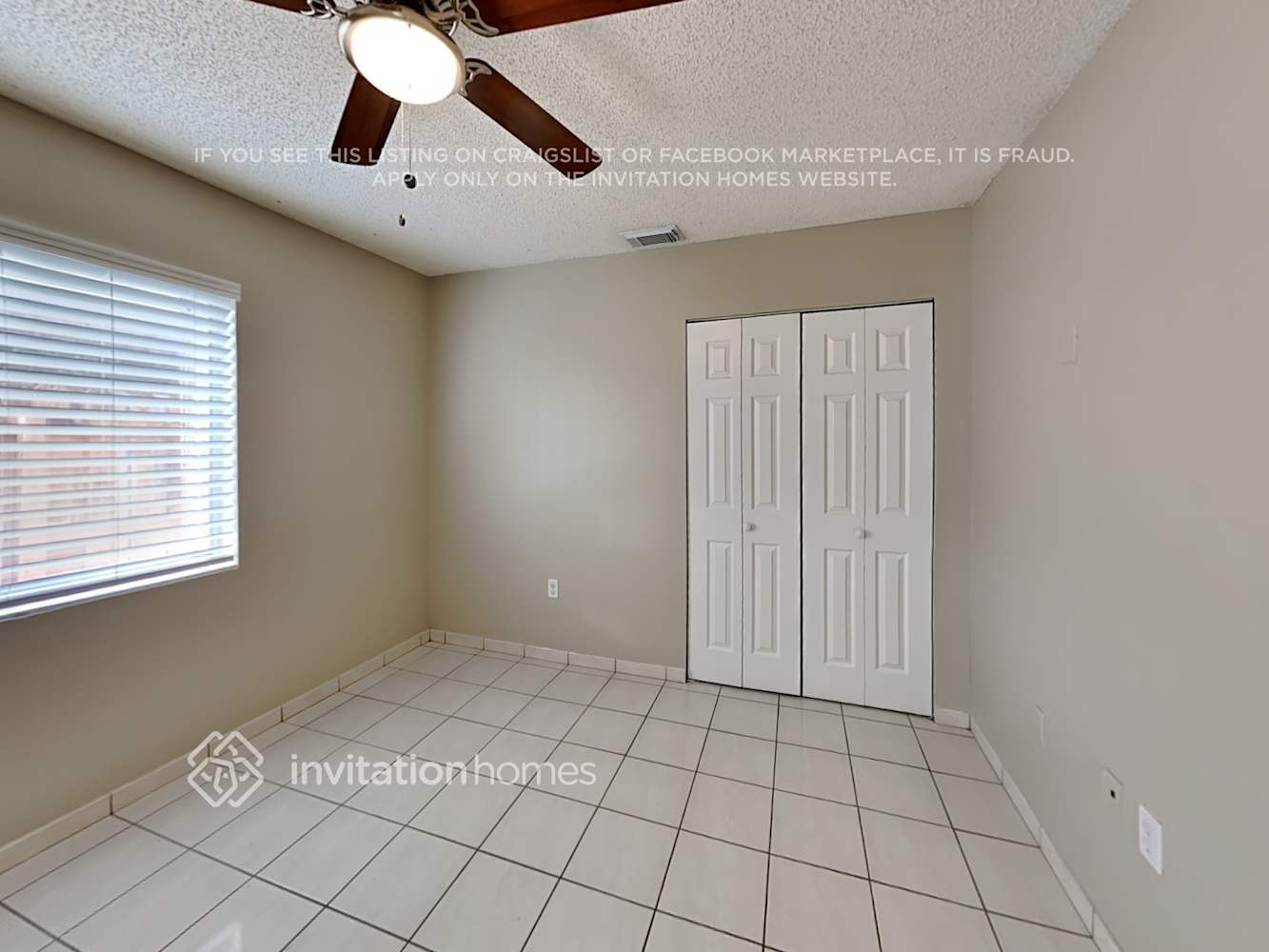 Building Photo - 3261 W 70th Terrace