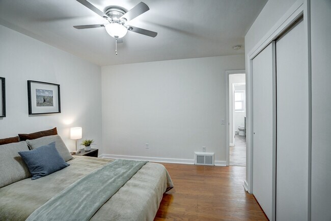 Building Photo - 4686 Capitol View Rd