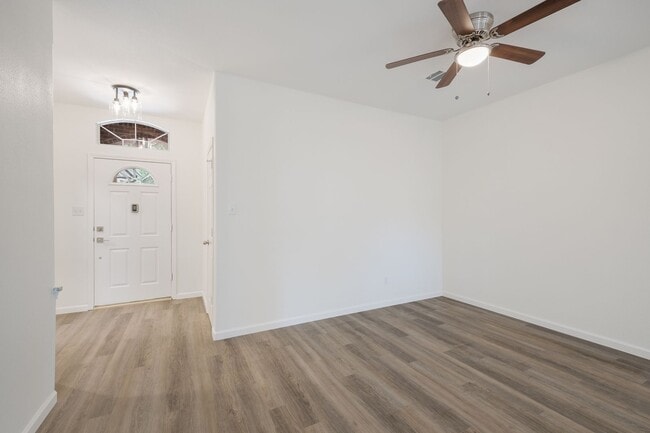Building Photo - Updated 3-Bedroom Home with Spacious Backyard