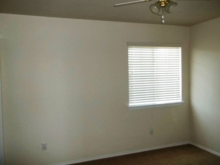 Building Photo - 6205 Charlotte Ln