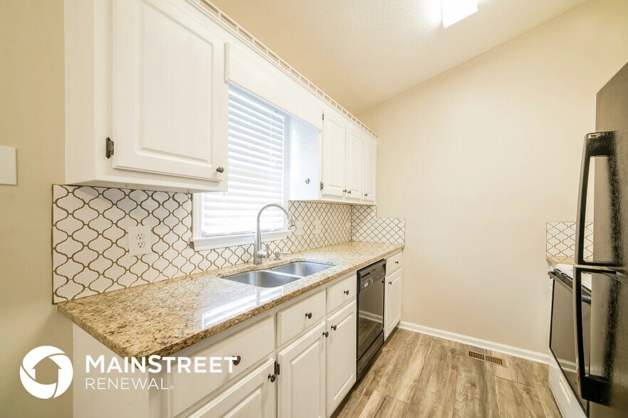 Building Photo - 11 Abington Ct SW