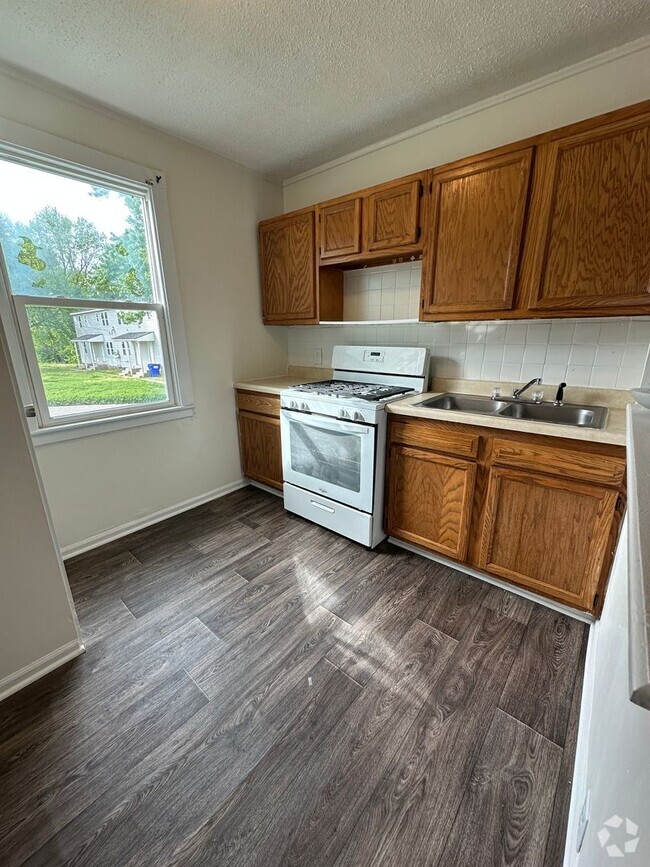 Building Photo - 29 Riley Manor Cir