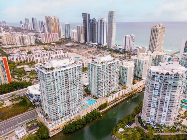 Building Photo - 300 Sunny Isles Blvd