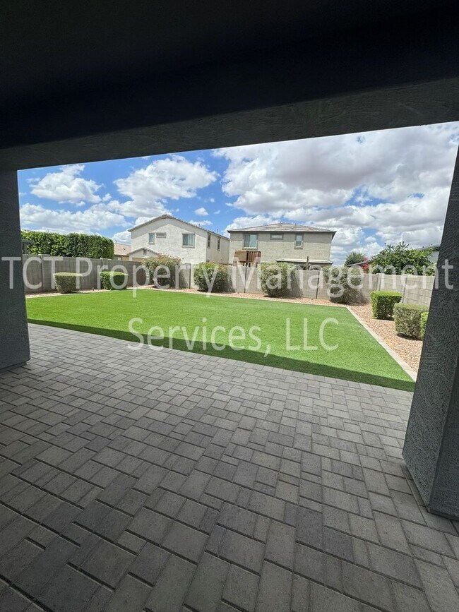Building Photo - Beautiful Home in Spur Cross with Custom Touches