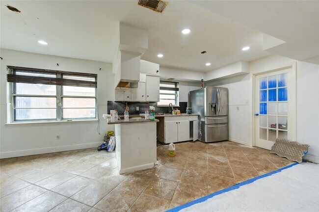 Building Photo - 2117 Willow Wisp Dr