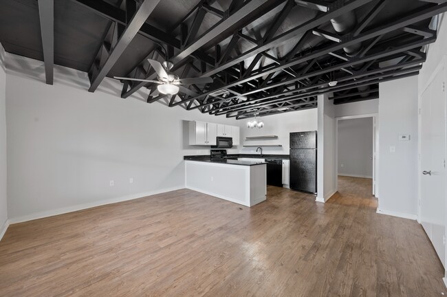 Interior Photo - Allen Place