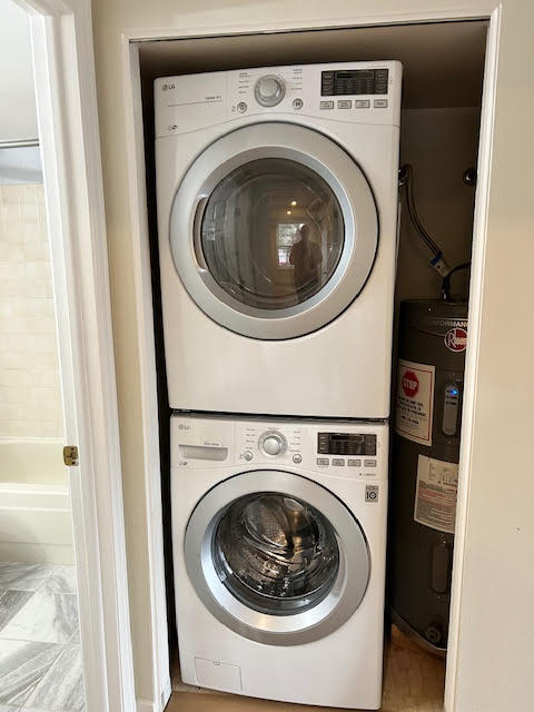 Washer/ Dryer (full sized) - 2575 S Syracuse Way