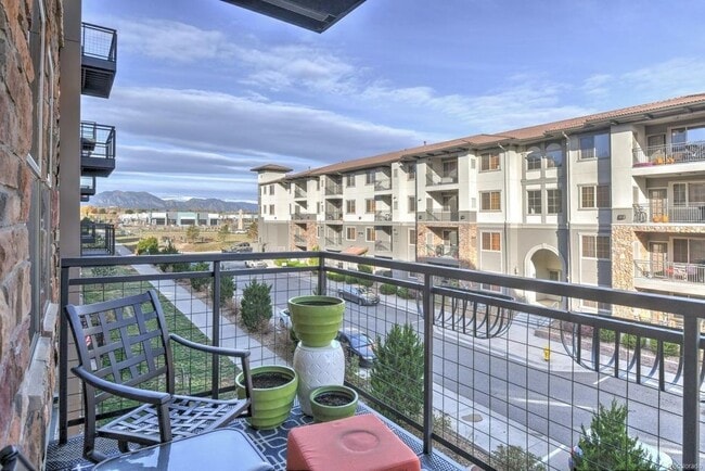 Building Photo - Gorgeous 1 Bedroom 2 Bath With Great Access to Rt 36