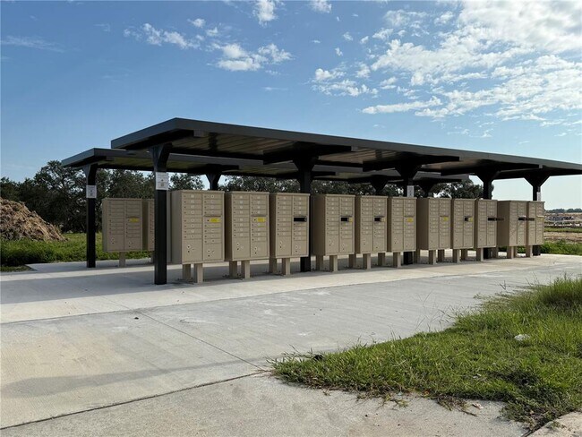 Building Photo - 5981 Zen Wy