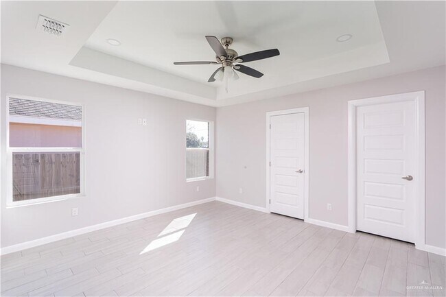 Building Photo - 13 Ginger Ave