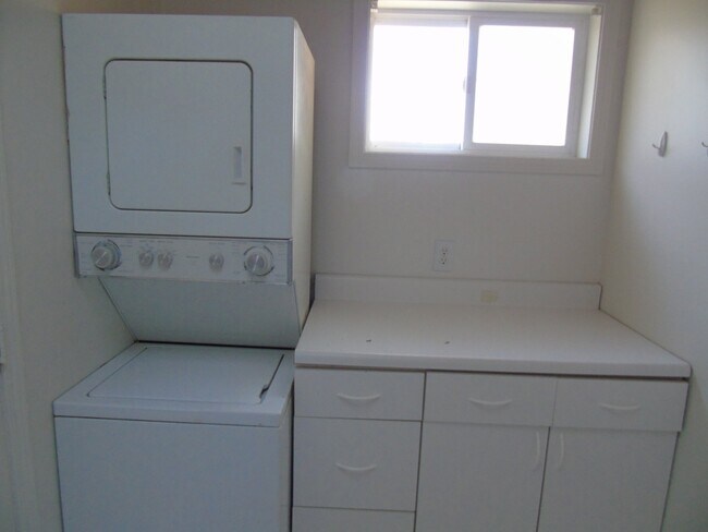 Building Photo - 1708 Sapphire Trail