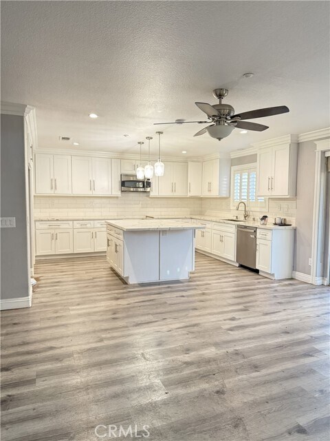 Building Photo - 15467 Spruce Tree Way