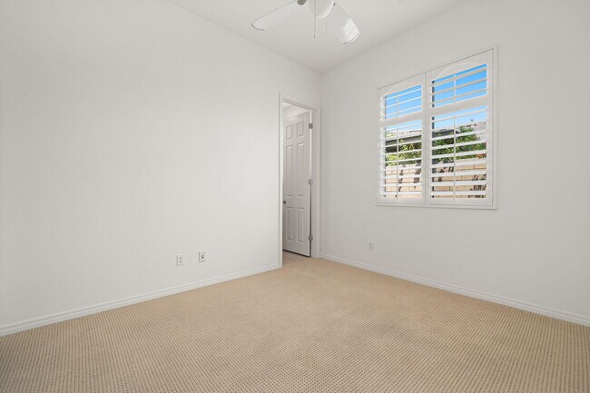 Building Photo - 43501 Parkway Esplanade W