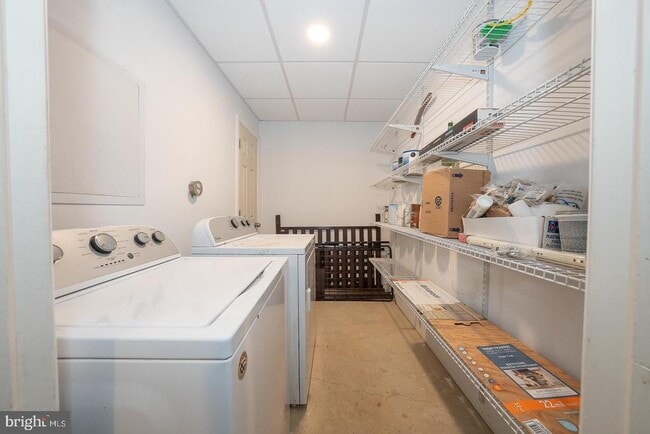 Building Photo - 26 Rampart Dr