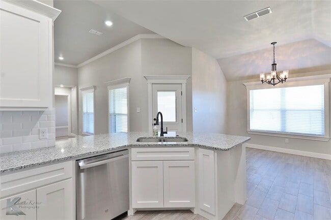 Building Photo - 7523 Security Ln