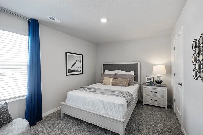Building Photo - 305 Juniper Dr