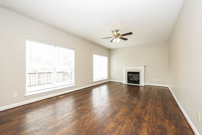 Building Photo - 1245 Canyon Ridge Ct