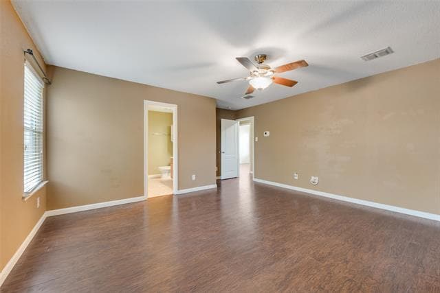 Building Photo - 1700 Timber Glen Dr