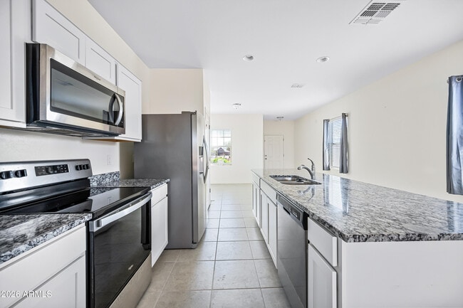 Building Photo - 2430 E Alonso Dr