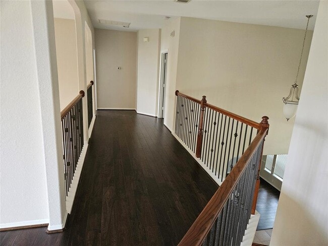 Building Photo - 7714 Bayou Green Ln