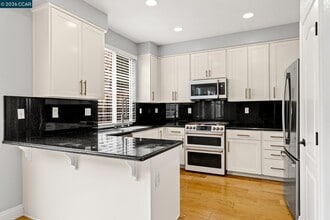 Building Photo - 3927 Hidden Grove Ln