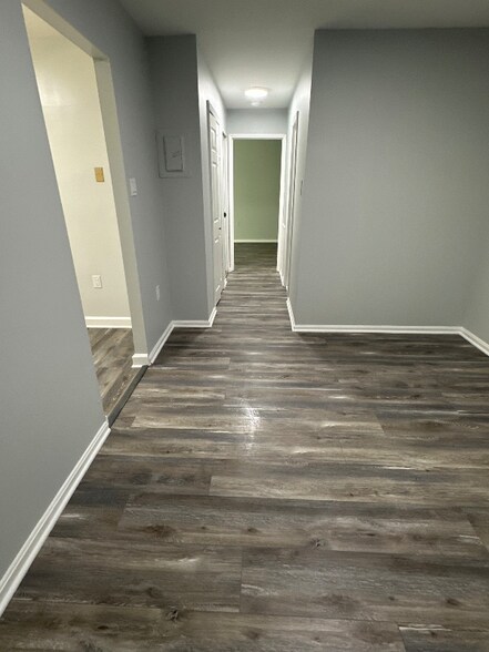 Building Photo - 430 N Armistead St