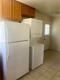 Building Photo - 160 E J St