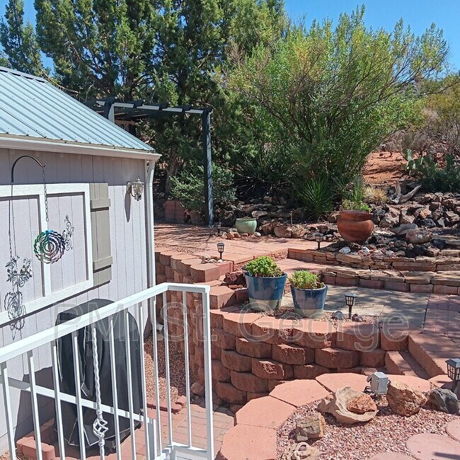 Building Photo - 55 Cinder St