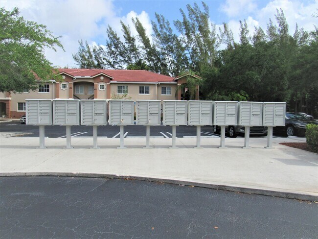 Building Photo - 3810 N Jog Rd