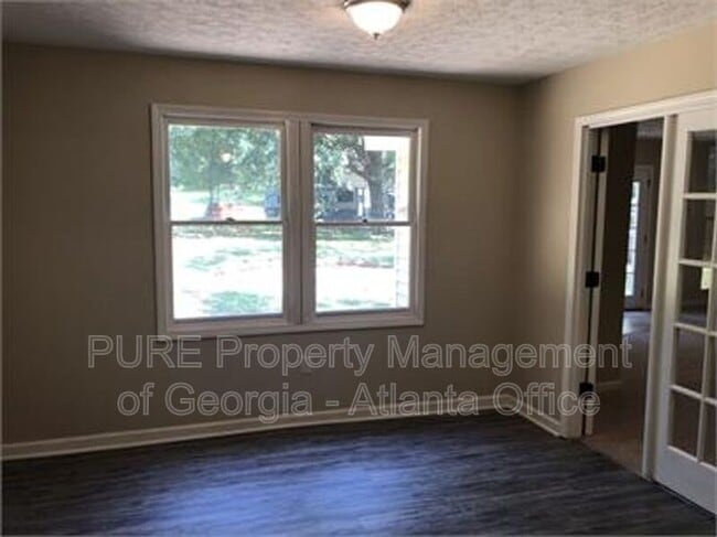 Building Photo - 55 Sunnybrook Dr