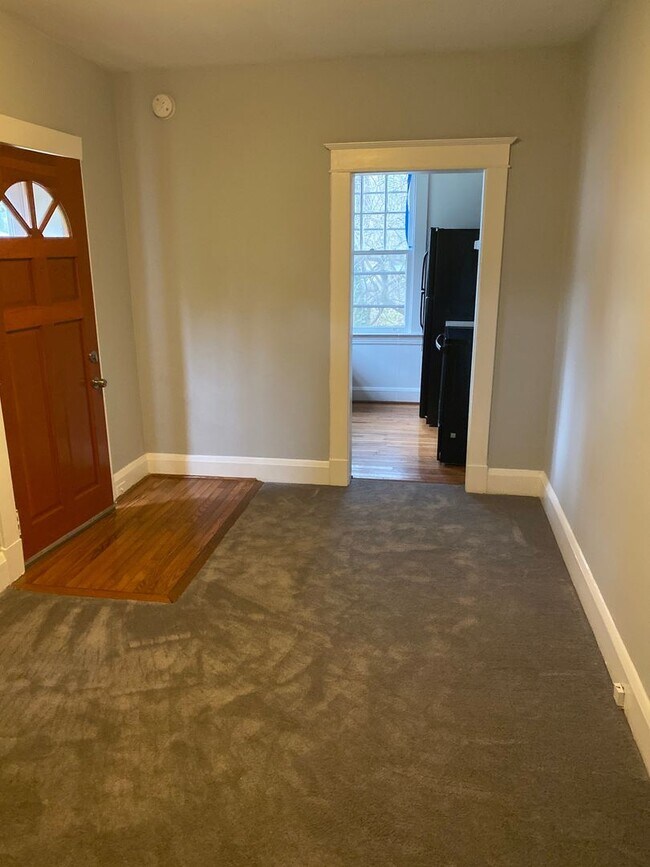 Building Photo - 2108 Thistlebloom Ave