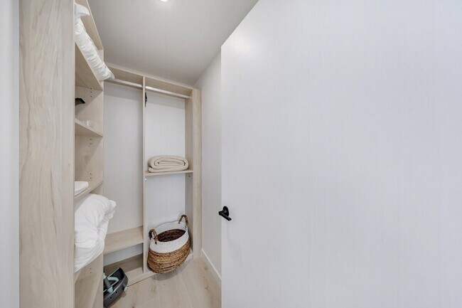 Building Photo - 20 NW 2nd St