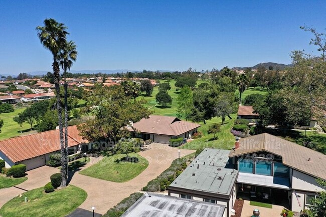 Building Photo - 12576 Oaks N Dr