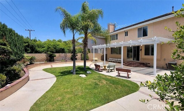 Building Photo - 17669 Hever Cir