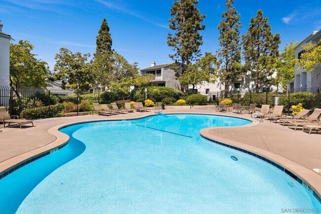 Building Photo - Spacious and remodeled 2 Bed 2.5 baths in ...