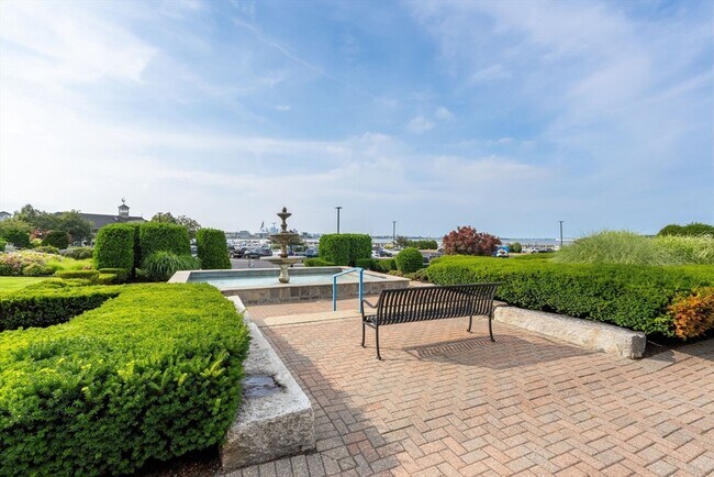 Building Photo - 1001 Marina Dr