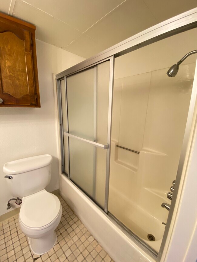 Building Photo - 14833 Friar St