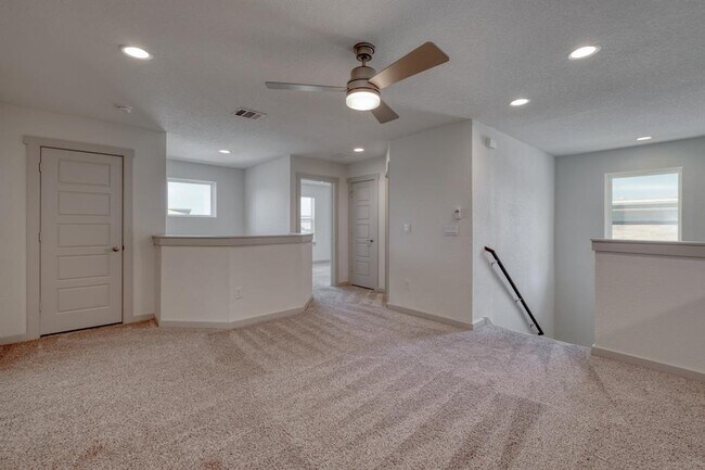 Building Photo - 7501 Smallwood Dr