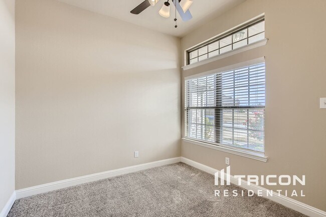 Building Photo - 172 Landsdale Cir