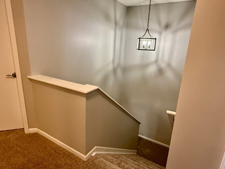 Building Photo - 4681 Grandover Dr