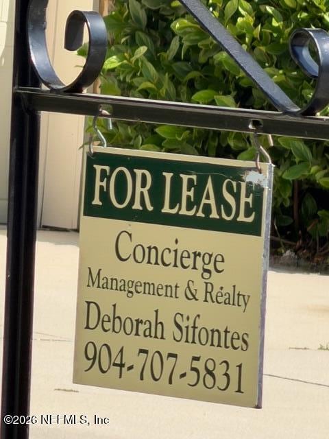 Building Photo - 121 Broadbranch Way