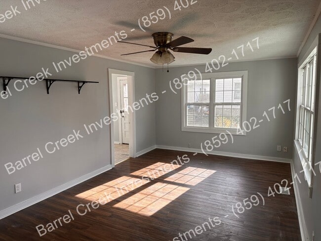 Building Photo - 2-Bedroom, 2-Bath Home with Back Porch & F...