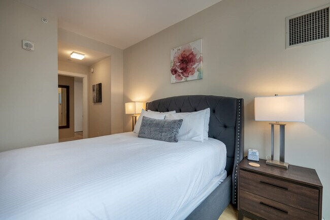 Building Photo - 355 Atlantic St