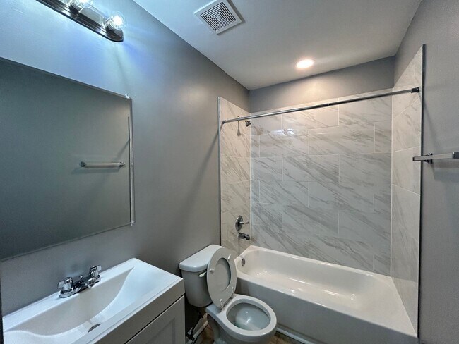 Building Photo - 5442 Princess Dr