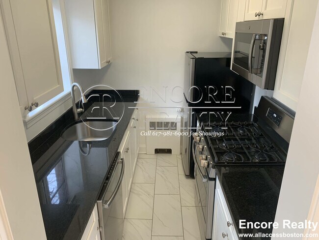 Building Photo - 80 St Paul St