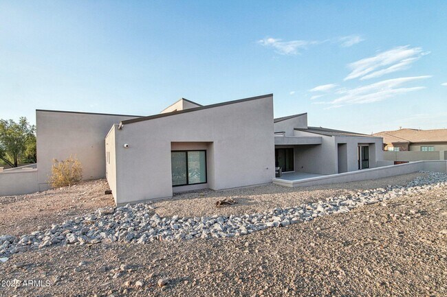 Building Photo - 17934 W Estes Way