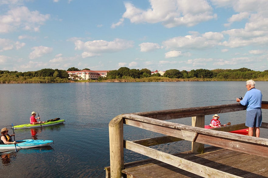 Building Photo - 2402 Ecuadorian Way