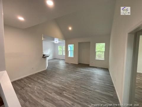 Building Photo - 273 Brewster Dr