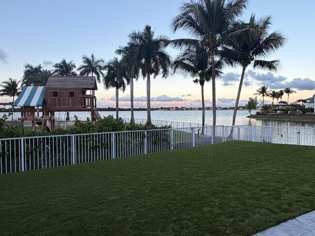 Building Photo - 5455 SW 191st Terrace