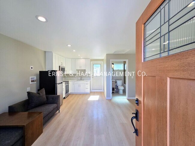 Building Photo - 5330 E Brockwood St